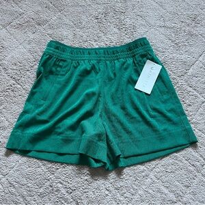 NWT Athleta Echo‎ Short Women's Size 10